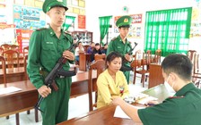 Cà Mau: Điều tra vụ vợ gửi ma túy ra biển cho chồng sử dụng