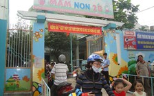 Mở cổng trường đến 18 giờ để phụ huynh đón học sinh