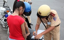 Người chạy xe không có bảo hiểm xe bị CSGT phạt bao nhiêu?