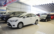 ‘Tan cơn mơ’ ô tô nhập giá rẻ, người Việt ráo riết ‘săn’ xe cũ