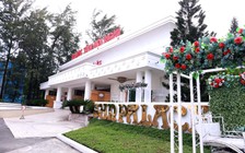 Đất công viên giao cá nhân làm sân tennis