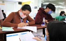 Hạn chế đi lại trong dịch Covid-19, TP.HCM chi trả gộp lương hưu, trợ cấp BHXH