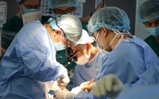 Từng cấp cứu bệnh nhân Covid-19, vì sao Bệnh viện Chợ Rẫy không cần phong tỏa?