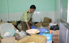 Mỹ phẩm dỏm được 'sản xuất' như trộn cám heo