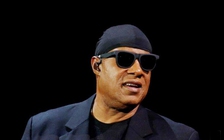 Danh ca Stevie Wonder phát hành 2 ca khúc về tình yêu và sự đoàn kết