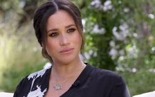 Meghan Markle tuyên bố bước vào cuộc sống hoàng gia đầy 'ngây thơ'