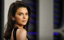 Thương hiệu Ý kiện Kendall Jenner vì vi phạm hợp đồng người mẫu