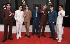 Billie Eilish, Olivia Rodrigo, BTS và hàng loạt sao xuất hiện trên thảm đỏ Grammy 2022