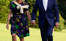 Những mẫu đầm thanh lịch ngát hương hoa cỏ của đệ nhất phu nhân Jill Biden