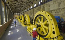 Đào Bitcoin, nhà máy trăm tuổi kiếm tiền nhiều hơn bán điện