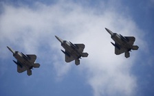 Tiêm kích tàng hình F-22 bay lượn ở Hàn Quốc để thị uy Triều Tiên