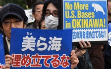 Hàng ngàn người vây quốc hội Nhật, phản đối xây căn cứ Mỹ