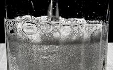 Anh đánh thuế nước giải khát có lượng đường cao để giảm béo phì