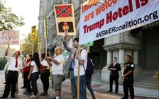 Donald Trump mở khách sạn siêu sang gần Nhà Trắng