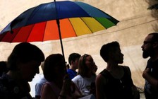 Cử tri chuyển giới có thể gặp rắc rối khi đi bầu cử ở Mỹ