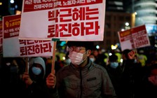 Hàng ngàn người biểu tình đòi Tổng thống Hàn Quốc từ chức