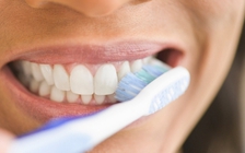 Giới trẻ Mỹ lười đánh răng