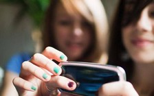 Giới trẻ tự giáo dục giới tính bằng internet