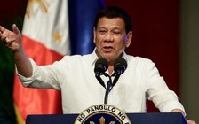 Tổng thống Duterte phản đối cảnh báo của Mỹ về việc mua tàu ngầm Nga
