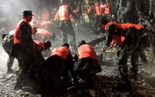 Tứ Xuyên rung chuyển vì động đất