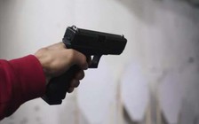 Say mất khôn, bắn chết 2 con, 4 người họ hàng nhà vợ đêm giao thừa ở Thái Lan