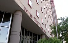 Mỹ phá đường dây kết hôn giả do người gốc Việt cầm đầu