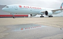 Hành khách bị bỏ rơi một mình trên máy bay 'tối tăm lạnh lẽo' vì ngủ quên