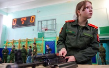 Nga sẽ khôi phục huấn luyện quân sự cơ bản cho học sinh trung học