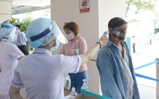 Sàng lọc Covid-19 ở bệnh viện ngừa người nhiễm: Buộc qua nhiều 'cửa ải'