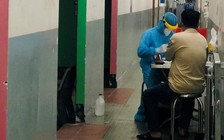 TP.HCM: Lấy mẫu toàn bộ nhân viên Bệnh viện Q.Tân Bình vì Covid-19