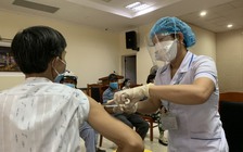 Bão số 5: Đà Nẵng tạm hoãn tiêm vắc xin Covid-19 trong 2 ngày