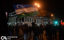 Uzbekistan cũng cuồng nhiệt đón những người hùng U.23 trở về