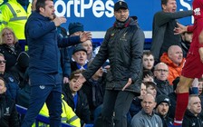 HLV Jurgen Klopp thách Man City giữ được ngôi đầu trong tháng 3