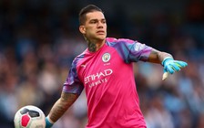Man City nguy cơ vắng thủ môn số 1 Ederson ở “trận chiến” với Liverpool