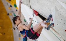 Nhà vô địch leo núi thế giới, Luce Douady tử nạn ở tuổi 16