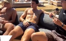 Cầu thủ M.U hoàn toàn buông thả sau cú sốc thua Europa League