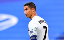 Sốc: Siêu sao Cristiano Ronaldo dính Covid-19 sau trận Bồ Đào Nha vs Pháp