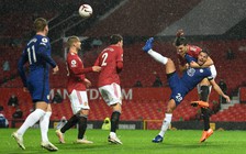 Bình luận viên Sky Sports: ‘M.U may mắn tránh được trận thua trước Chelsea’