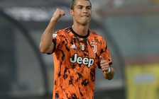 Cristiano Ronaldo chối bay việc chửi thề kết quả xét nghiệm Covid-19 khiến lỡ gặp Messi