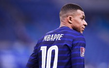 Kylian Mbappe bỏ lỡ phạt đền trong chiến thắng của tuyển Pháp