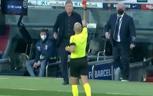 HLV Koeman: ‘Tôi đã bị trọng tài thứ 4 lăng mạ thậm tệ’