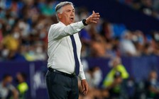 Thấy gì từ lời cảnh báo đầu tiên của HLV Ancelotti với hàng thủ Real Madrid?