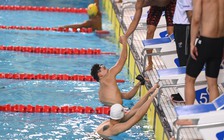 Vì sao siêu kình ngư Joseph Schooling khiến đội 4x100m Singapore mất HCV về tay Việt Nam?