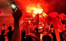 CĐV xuống đường ăn mừng chiến tích U.23 Việt Nam đoạt HCV SEA Games