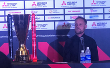 HLV Mano Polking sợ Việt Nam dừng V-League chuẩn bị cho AFF Cup