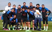 Messi cực kỳ khó chịu khi lãnh đạo Barcelona đòi tái hợp, nhưng vẫn đang nợ lương