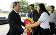 Trưởng ban Kinh tế trung ương chia sẻ với sinh viên về khái niệm 'người giàu'