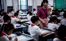 Trung Quốc cấm giảng dạy chương trình nước ngoài
