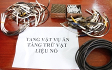 Tàu cá Quảng Ngãi tàng trữ trái phép vật liệu nổ