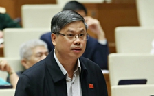 'Lãnh đạo có con nâng điểm đưa người thân ra chịu tội thay để tiến thân'